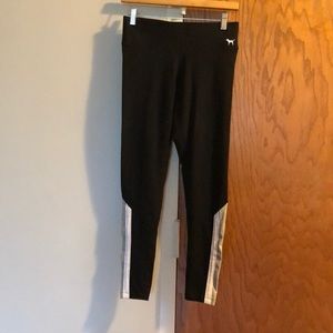 Victoria’s Secret pink yoga leggings